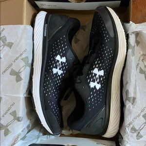 ✨2/$45✨ Under Armour Charged Bandit 4